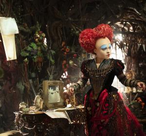 Alicia a través del espejo